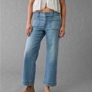 American Eagle Stovepipe cropped Jeans 28